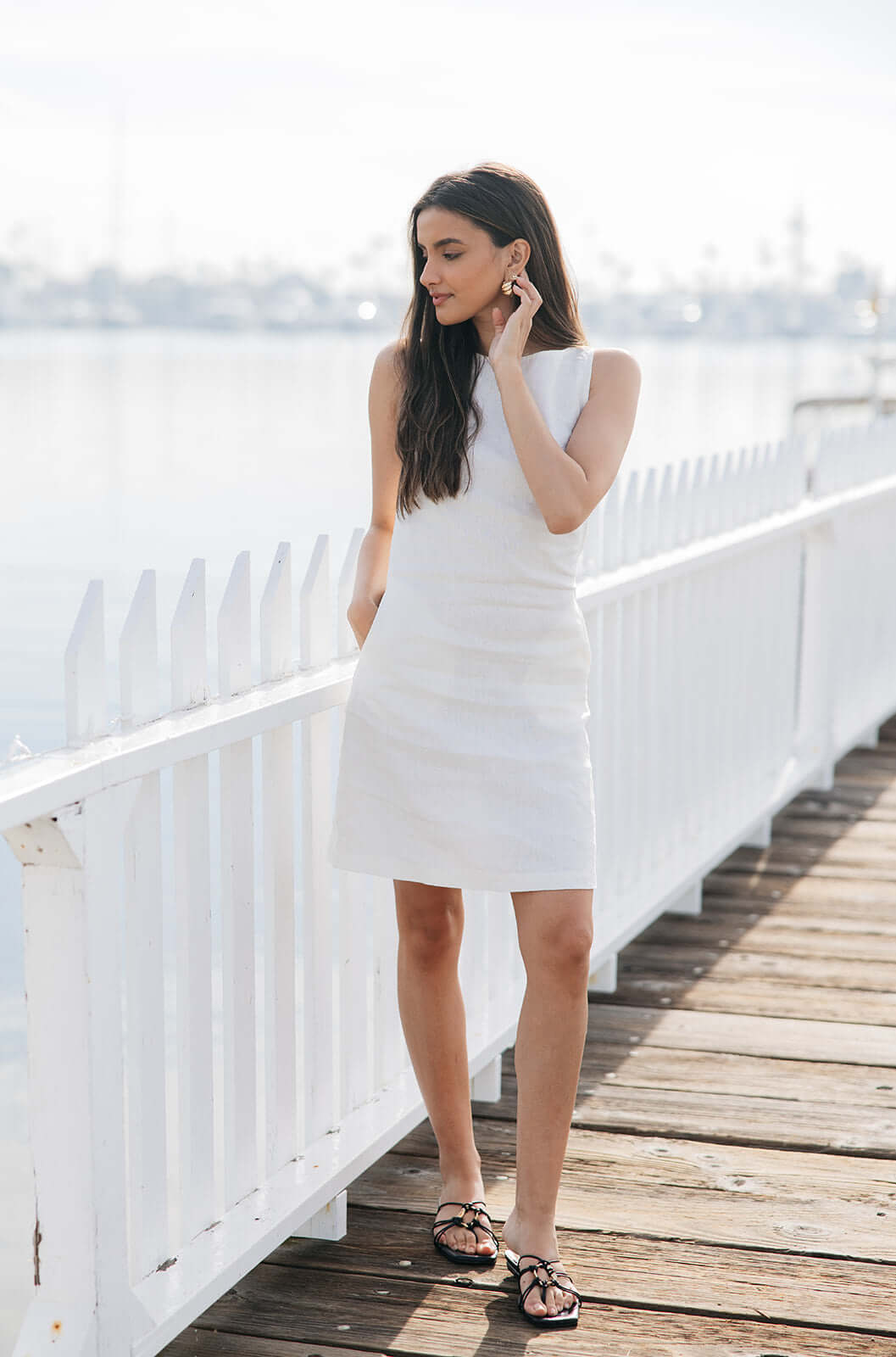 Timeless shift dress with pockets